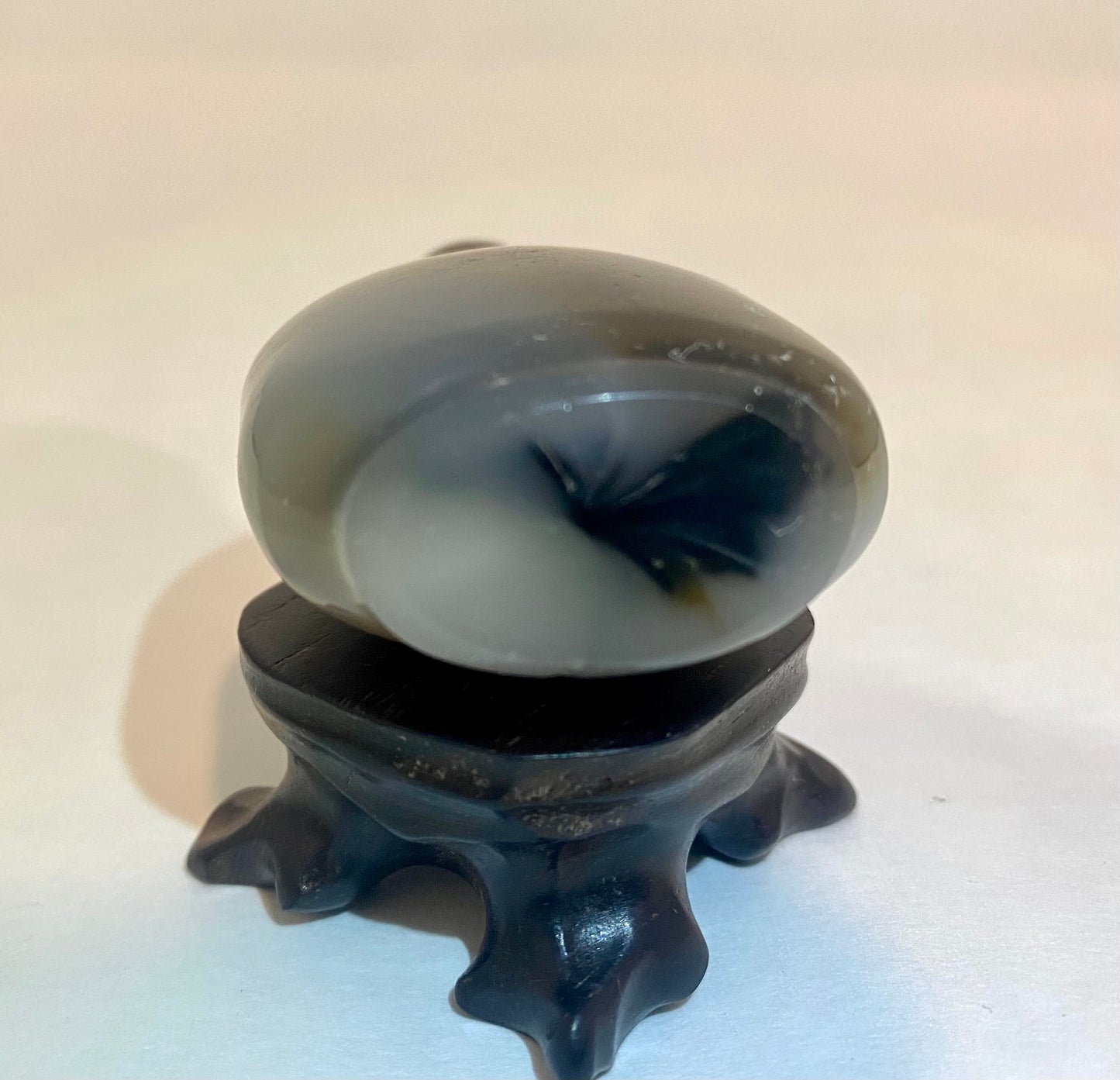 Antique Agate Snuff Bottle