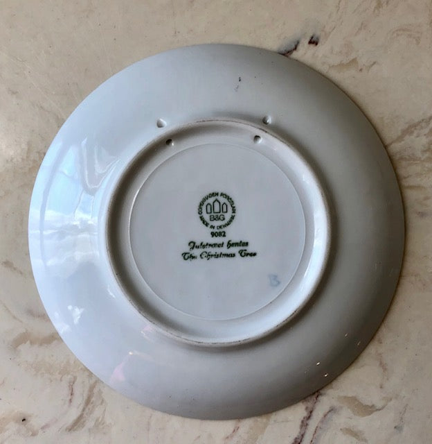 Danish Christmas Collectible Plate - 1982 B & G