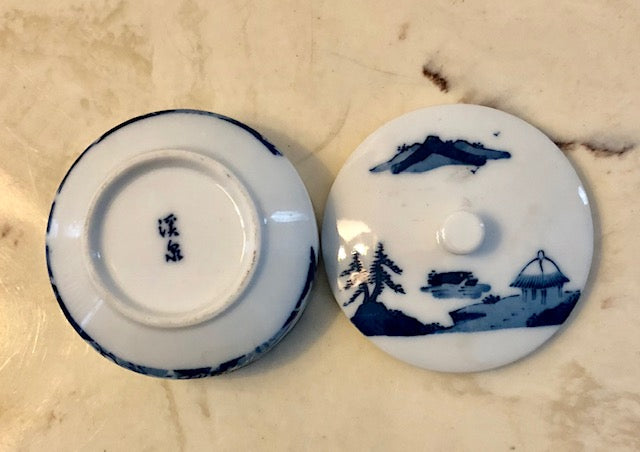 Japanese Blue and White Porcelain Trinket Box