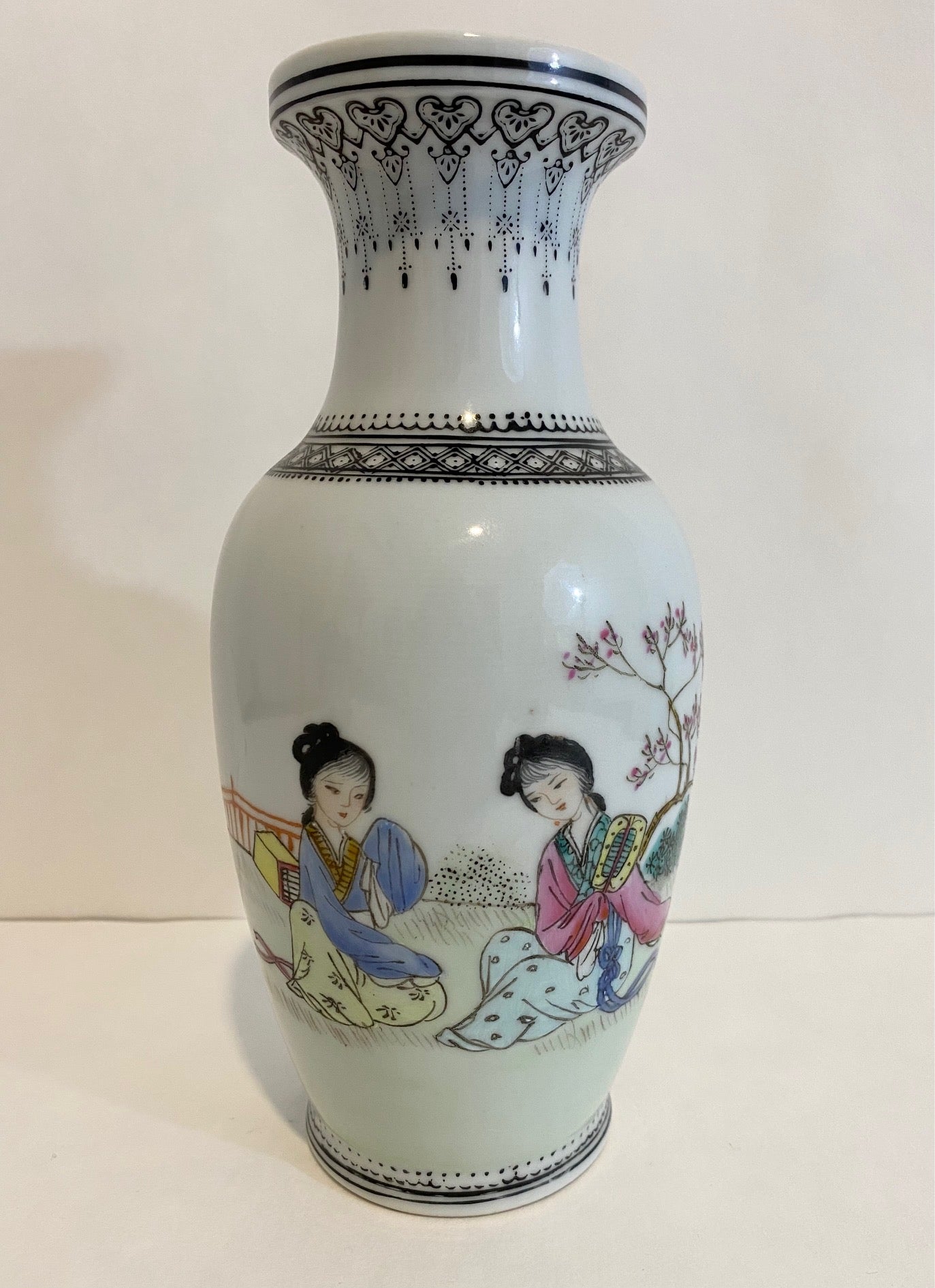 20th Century Famille Rose Porcelain Vase