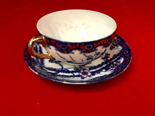 Occupied Japan Teacup and Saucer Gilded Handle and Highlights