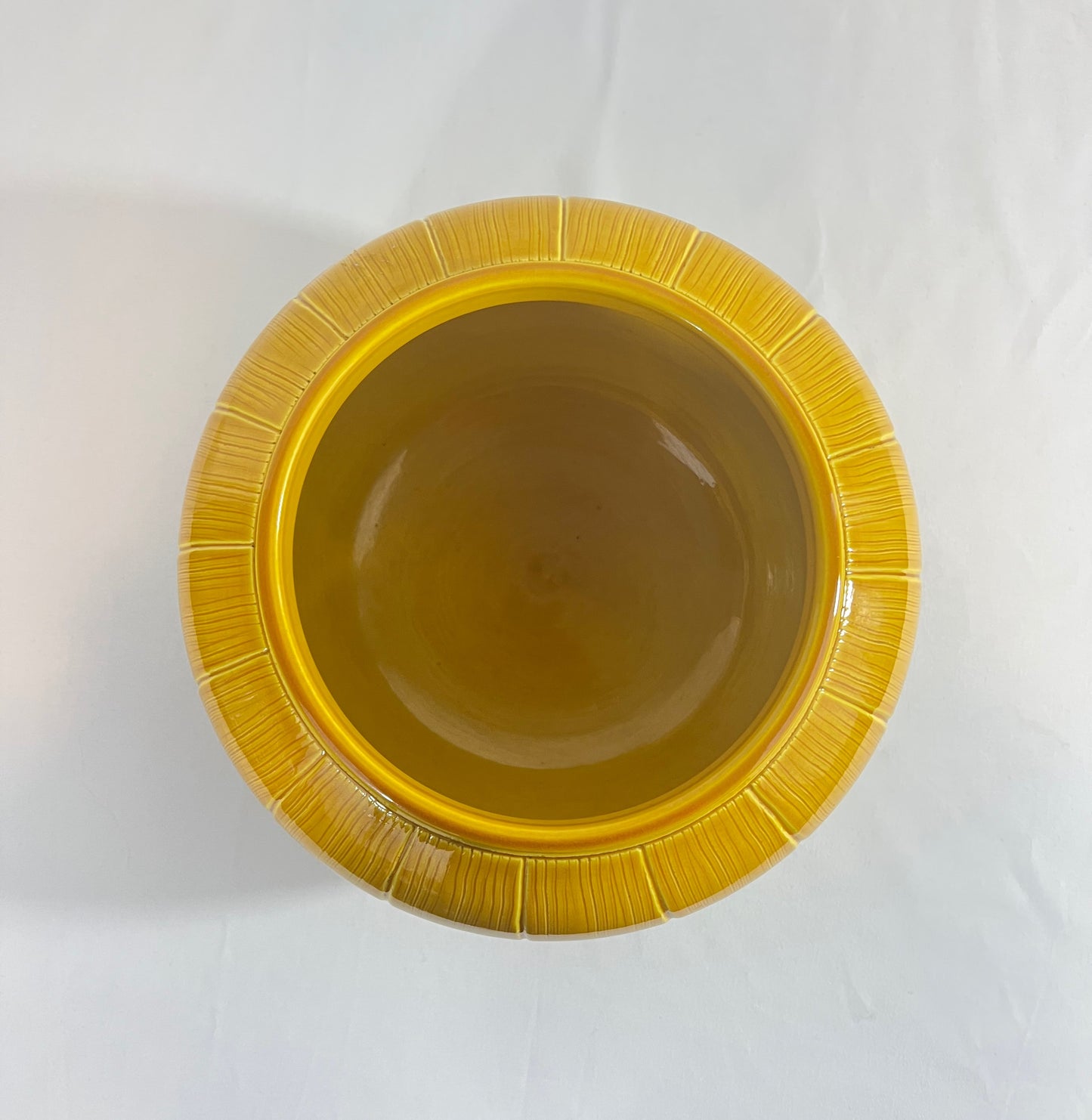 Amber Glaze Petal Pattern Chinese Porcelain Jar